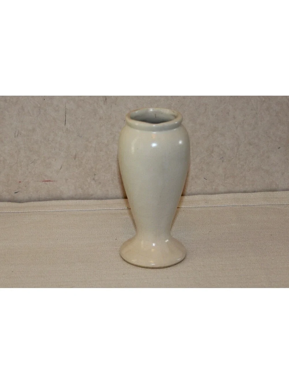 Vintage 1930s Brush McCoy Pottery #745 Ivory Cream Pedestal Bud Vase 6 Inches